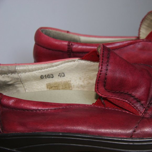 Ortho Solutions Cherry Red Slip Ons - Picture 3 of 5